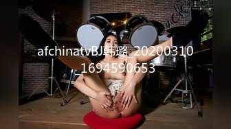 STP17372 最美极品女神『小关之琳』携校花级女神闺蜜首次啪啪做爱 让自己亲弟弟干学生服闺蜜 爆乳粉穴长腿 超强推荐