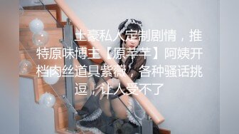 火爆商场女厕4K镜头先拍脸再拍逼，各路年轻美女小姐姐拉屎撒尿，有看了就能硬的极品穴 (1)