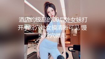 风骚气质小少妇伺候两个蒙面大哥，被后入爆草还要给大哥喂奶吃