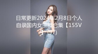 顶级女神来袭，九分超高颜值19岁美少女，道具插逼，水都流到沙发上了啊